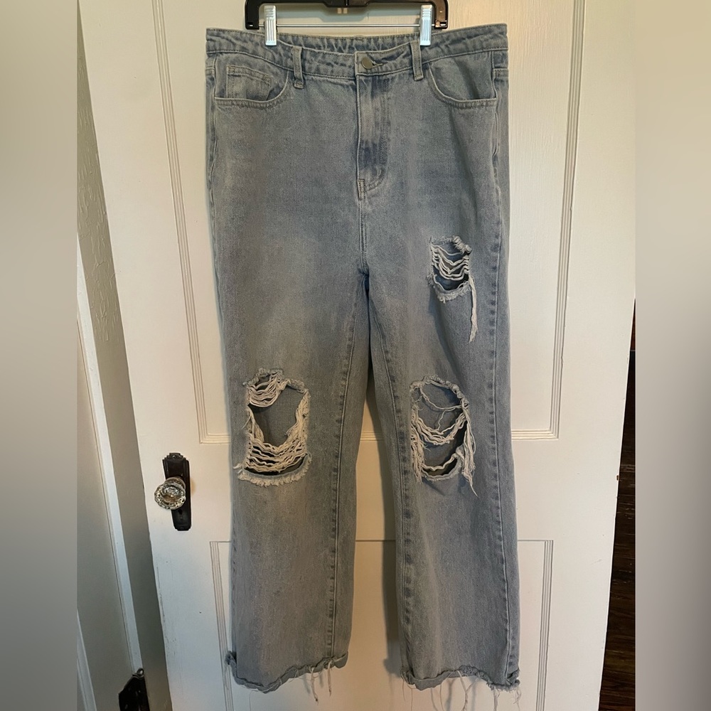 XL SHEIN wide leg distressed jeans